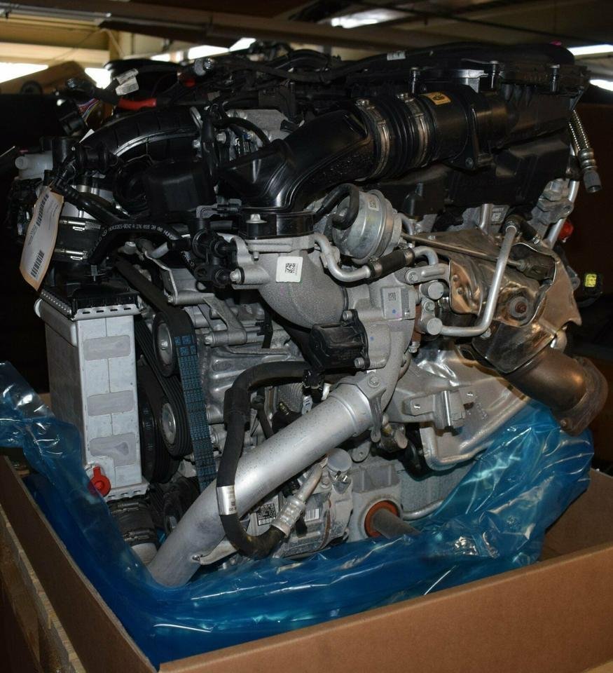 Mercedes W222 Maybach S400 Engine - Image 3