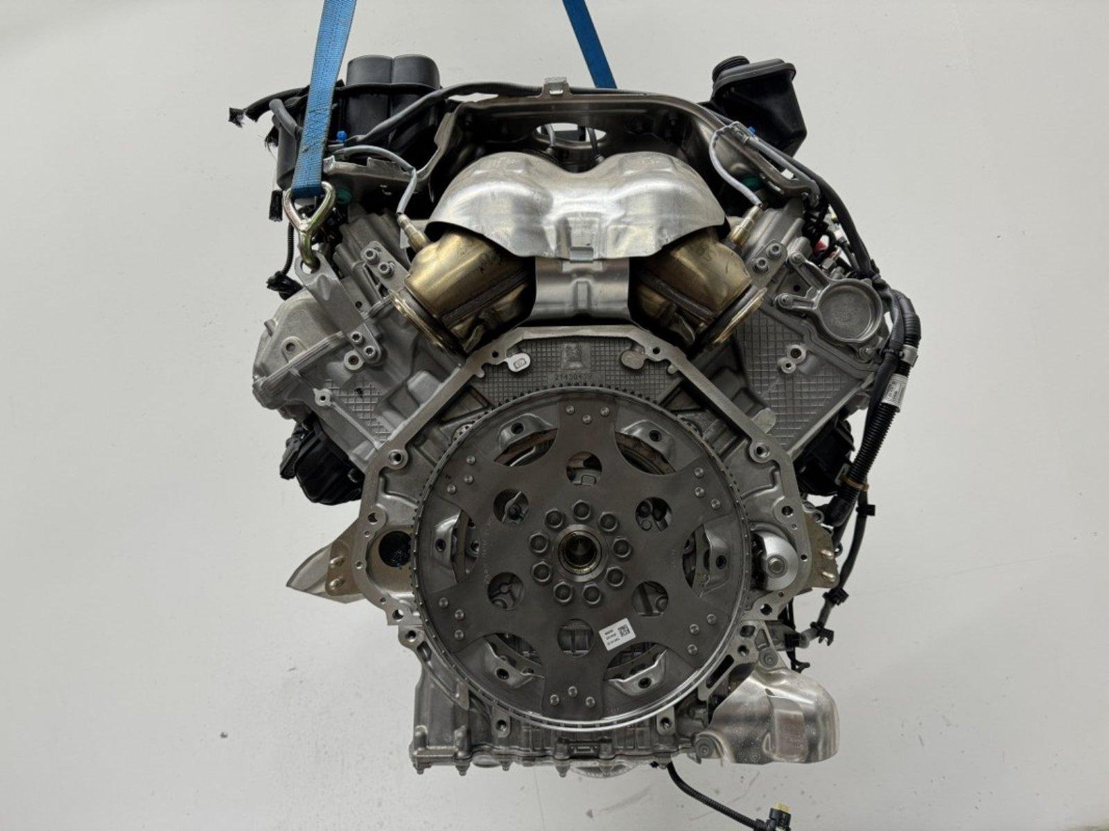 Complete BMW M8 Engine S63B44B • G15 2022 • 4.4L Twin-Turbo V8 - Image 8