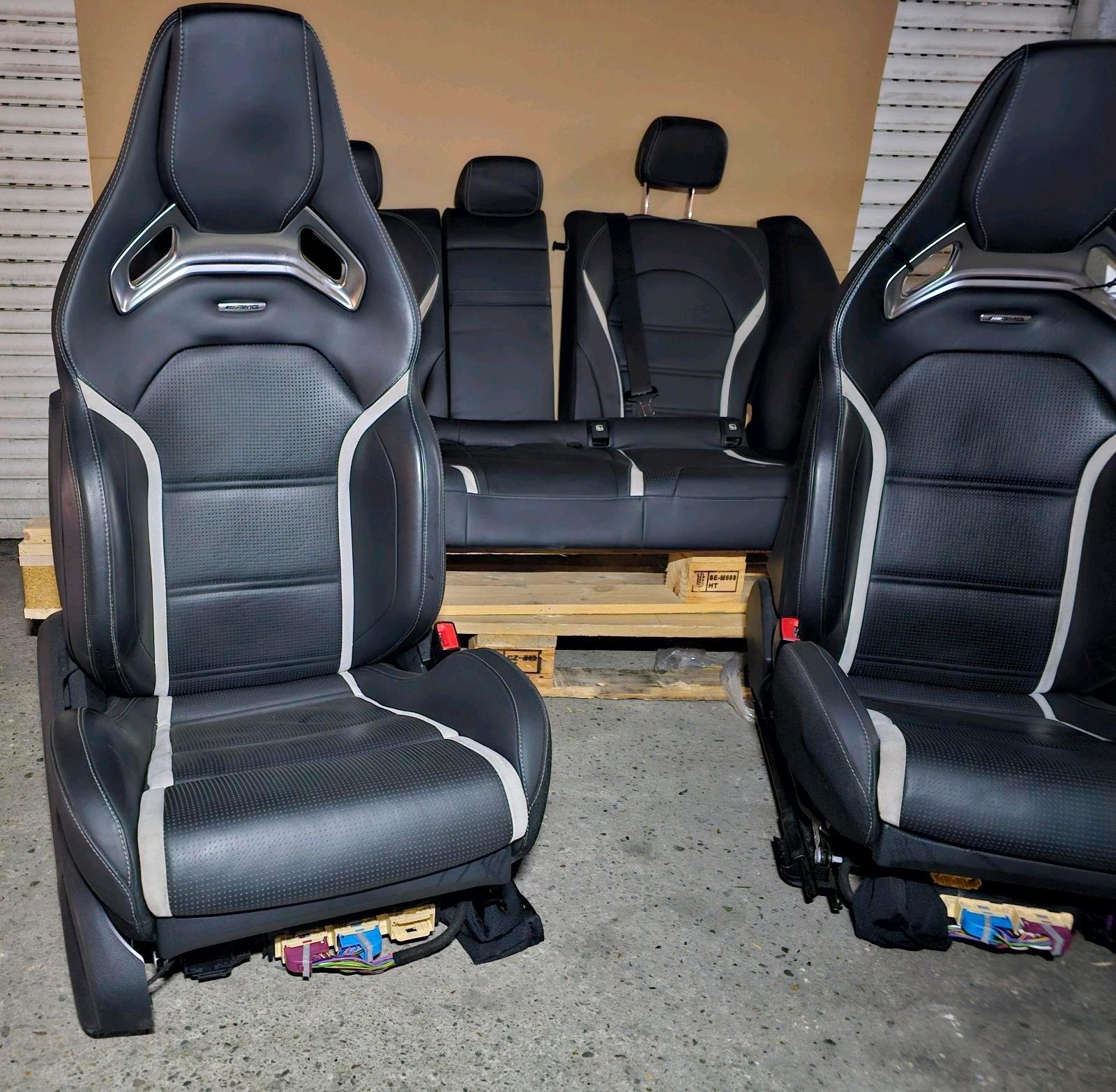 Mercedes C63 AMG Performance Bucket Seats - Image 12
