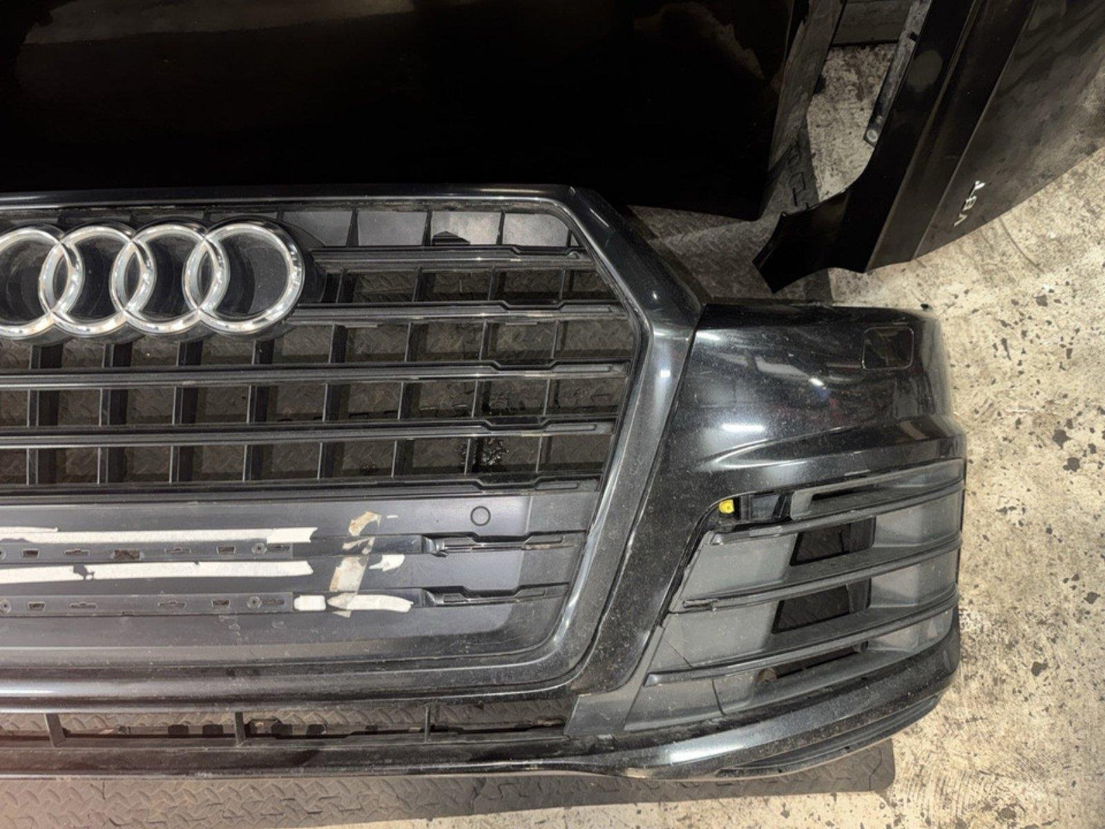 Audi SQ7 4M Front Package — Bumper, Hood, Fenders, Radiator — Complete Set - Image 19