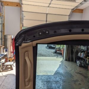 Alternative view of Mercedes-Benz Panoramic Hardtop