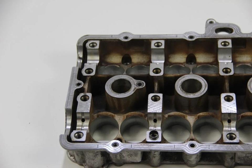 Original BMW E36 M3 S50 Camshaft Housing / Cylinder Head – 286 hp - Image 2