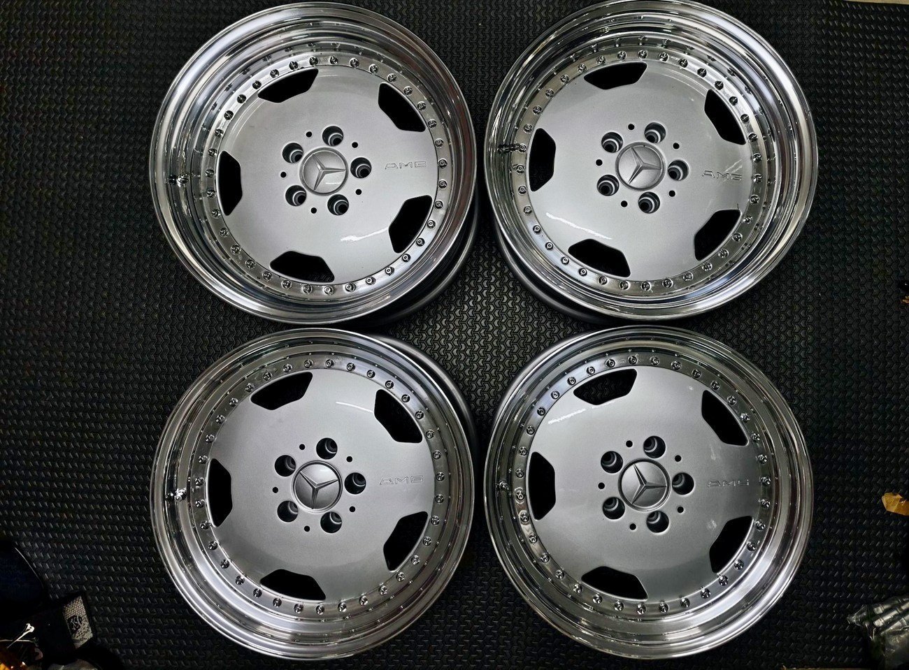 Staggered 3-Piece 17″ AMG Aero III Wheels by O.Z. Racing