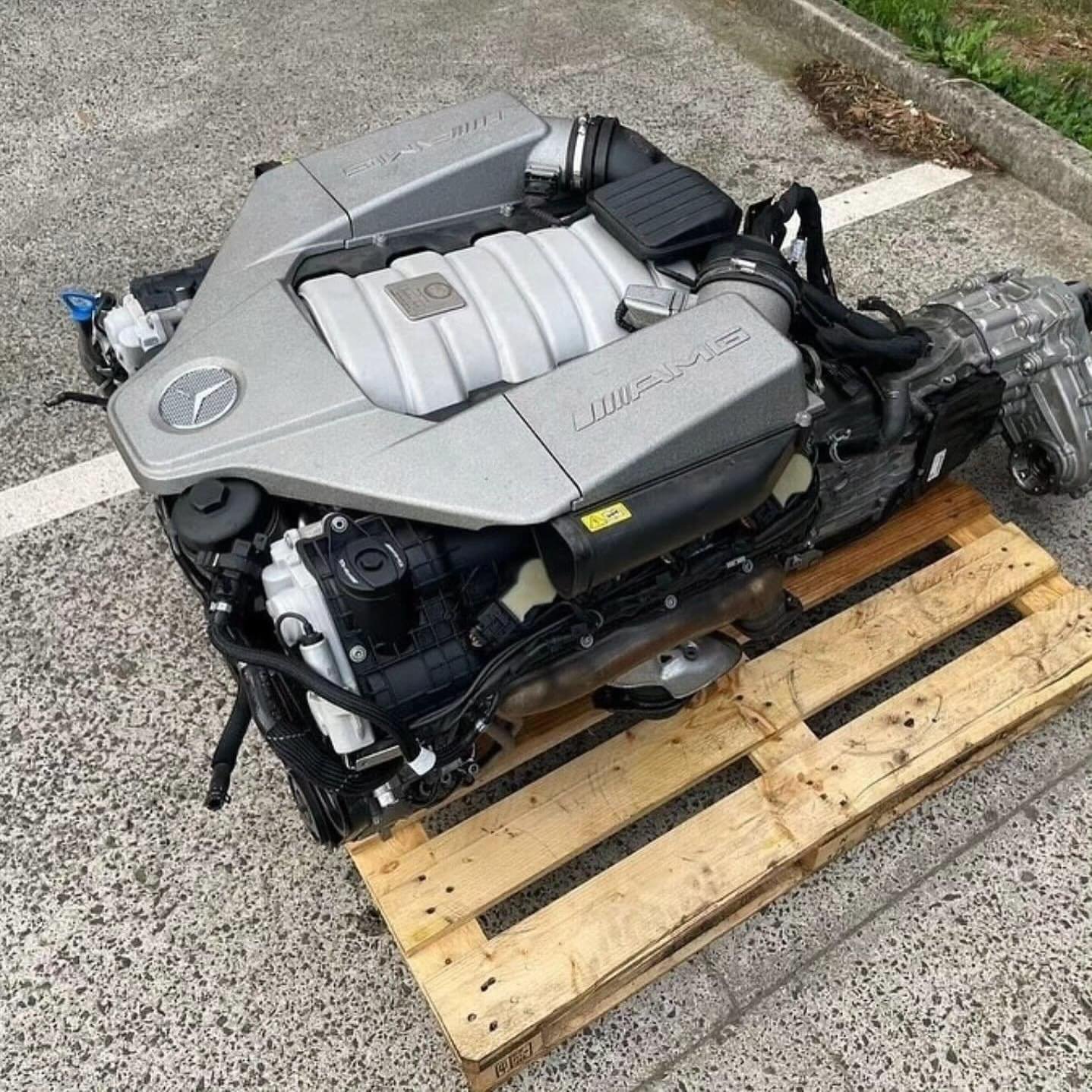 Mercedes-Benz M156 V8 Engine