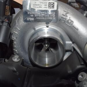 Alternative view of Original Mercedes OM642 Diesel Engine