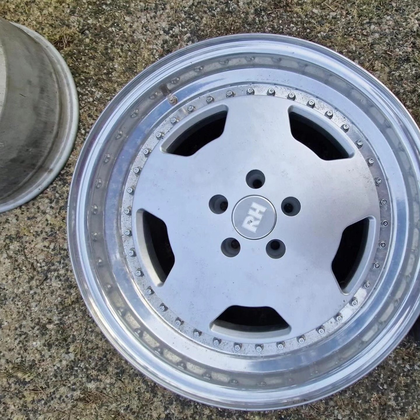 RH-RD Wheel Sets for Mercedes W124 - Image 2