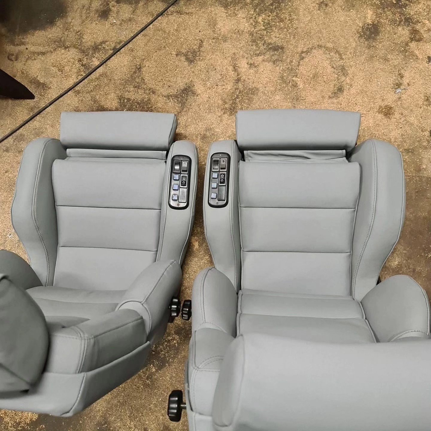 RECARO Classic C81 Seats - Image 2