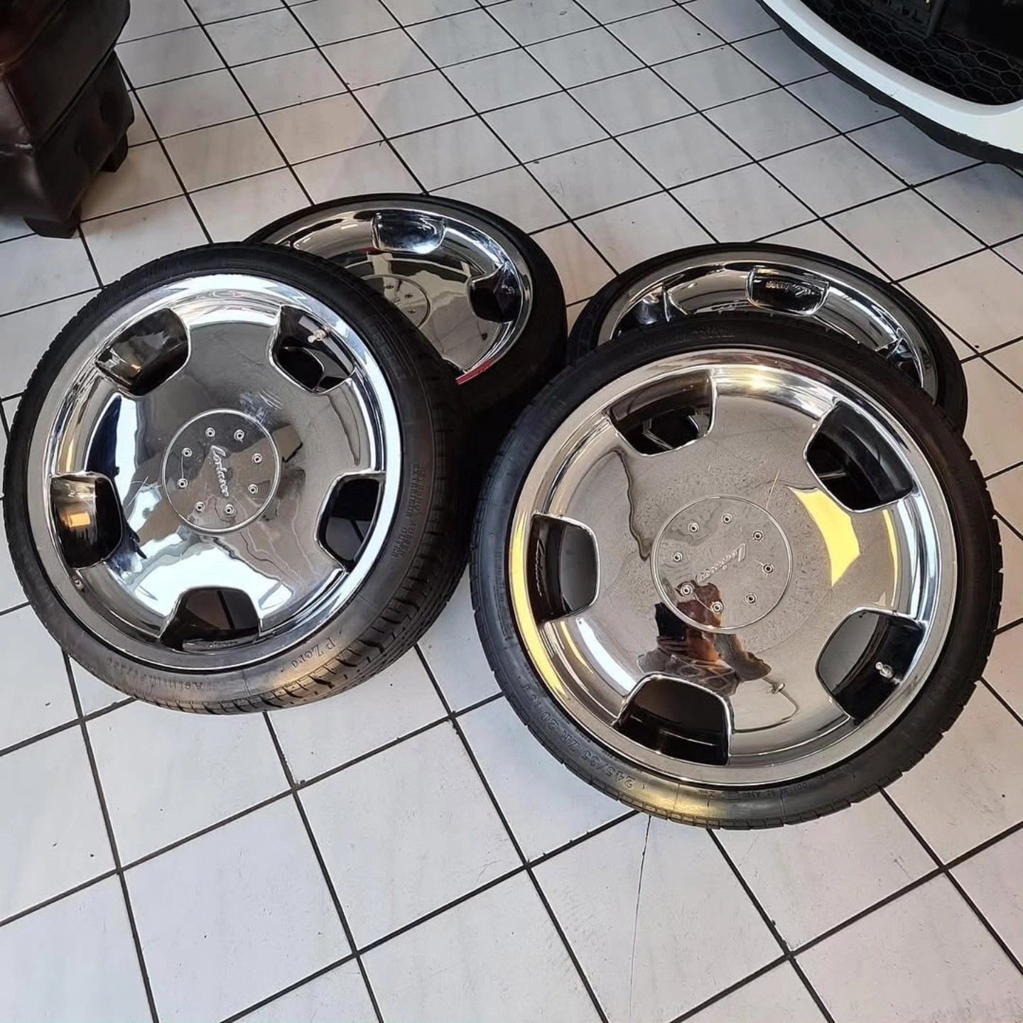 Lorinser Chrom 9.5×20 ET50 Wheels - Image 7