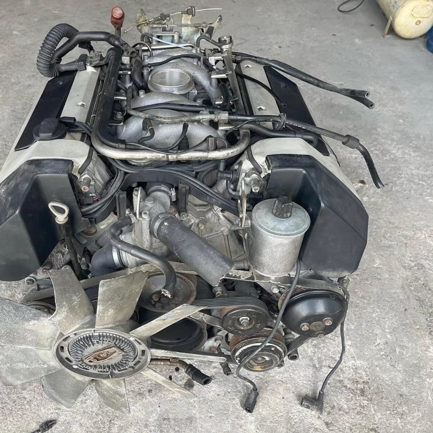 Mercedes-Benz W140 5.0L M119 Engine - Image 6