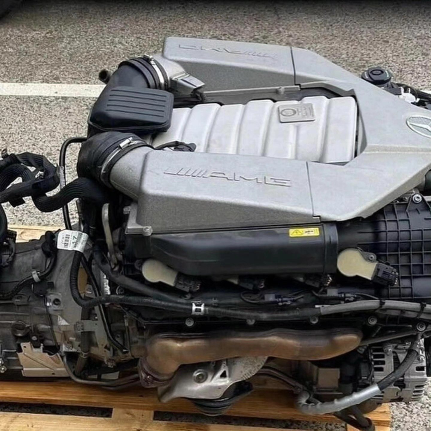 Mercedes-Benz M156 6.2L V8 AMG Engine - Image 4
