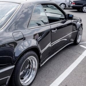 Alternative view of Mercedes-Benz C124 Coupe Fenders