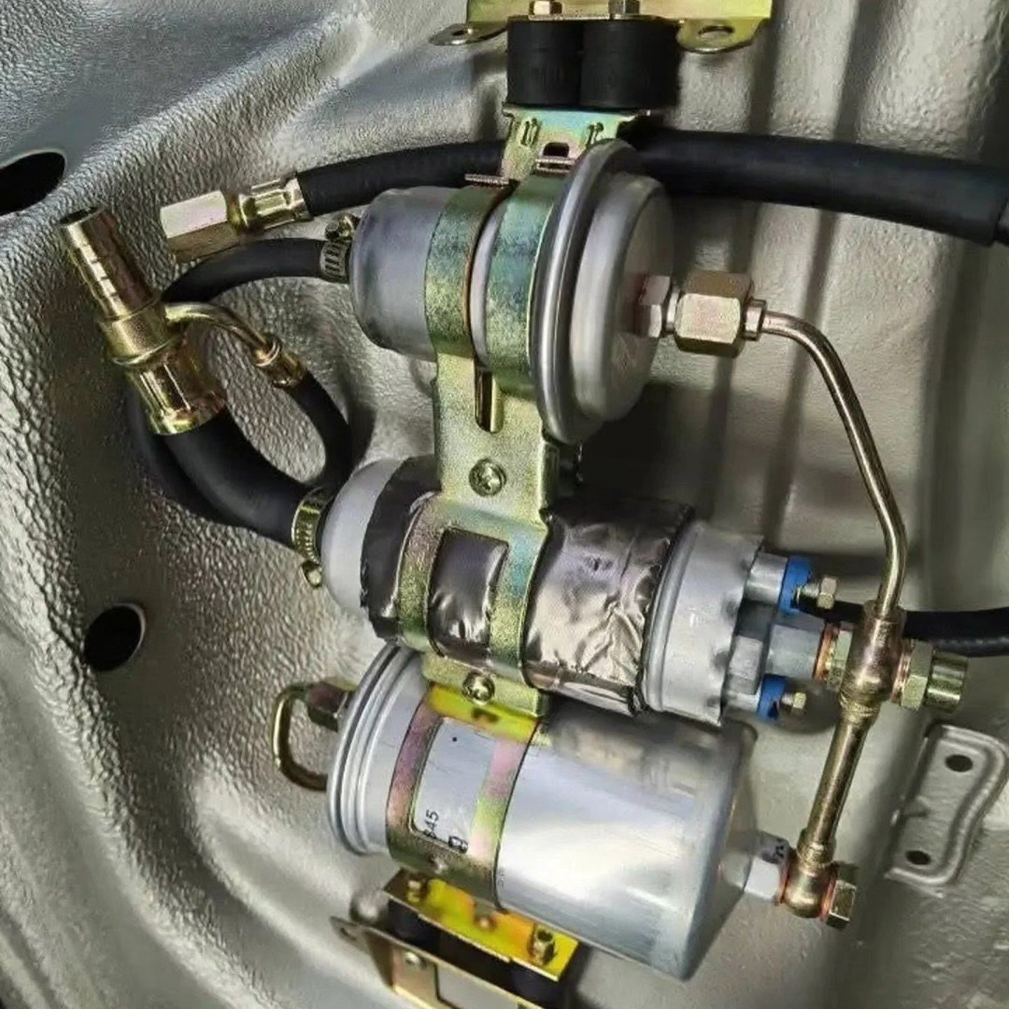 Mercedes-Benz M102 2.3 16 Cosworth Engine - Image 4