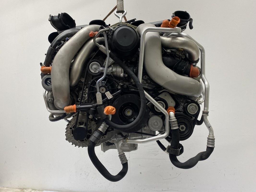 MERCEDES ML 63 AMG ENGINE - Image 7