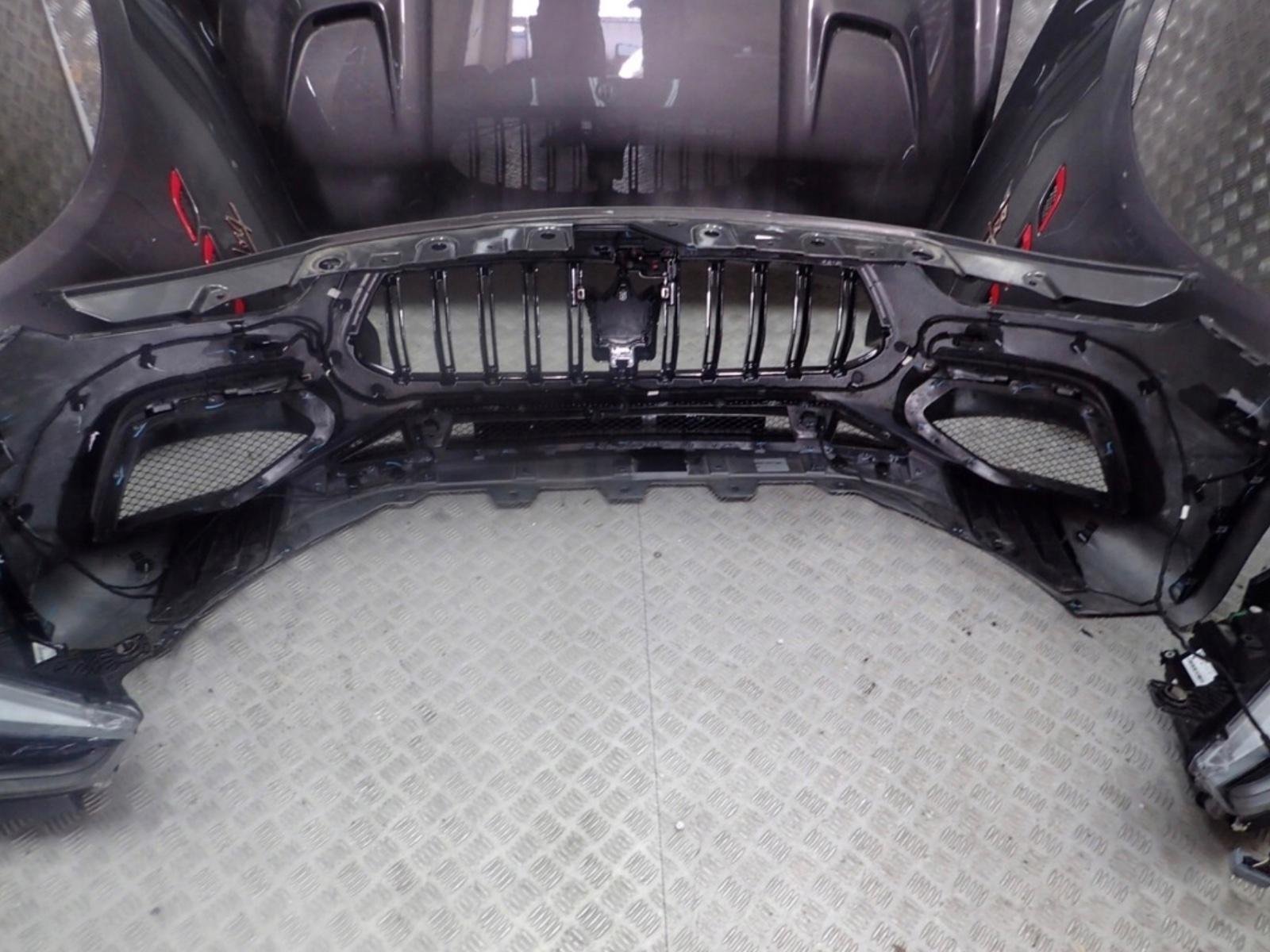 Maserati Levante Trofeo Complete Front Section - Image 9
