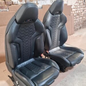 Alternative view of OEM BMW X3M Competition Front Seat