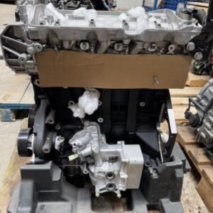 Alternative view of Renault Trafic engine