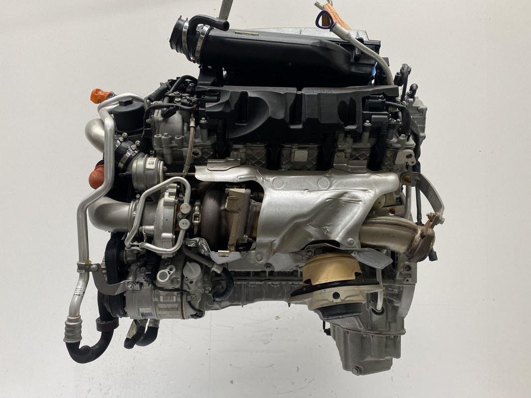 MERCEDES ML 63 AMG ENGINE