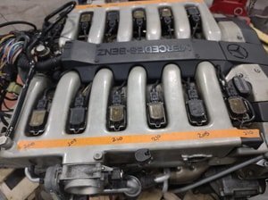 Alternative view of 1997 Mercedes-Benz M120 6.0L V12 Powertrain Engine