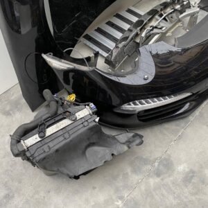 Alternative view of Porsche 911 (991.1) Complete Front Section