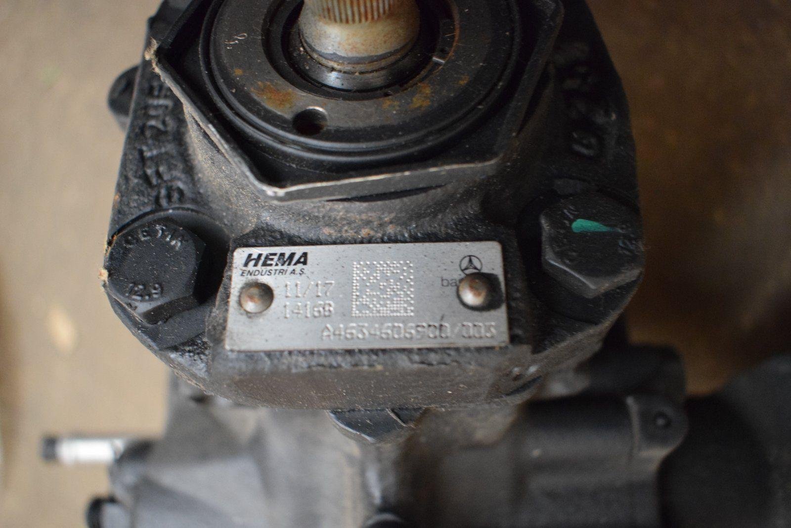 Mercedes G-Class Steering Gear - Image 3