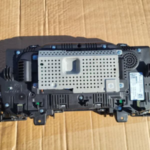 Alternative view of BMW Live Cockpit Professional