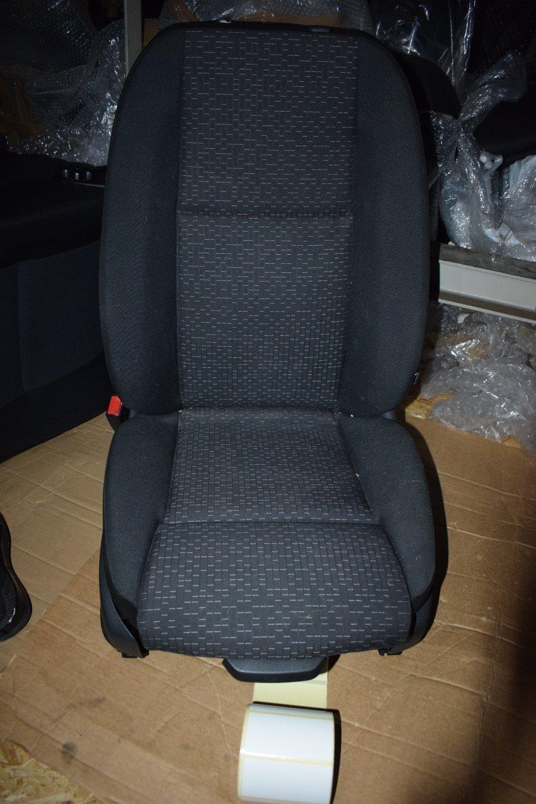 Mercedes-Benz Sprinter Seat(Left) - Image 2