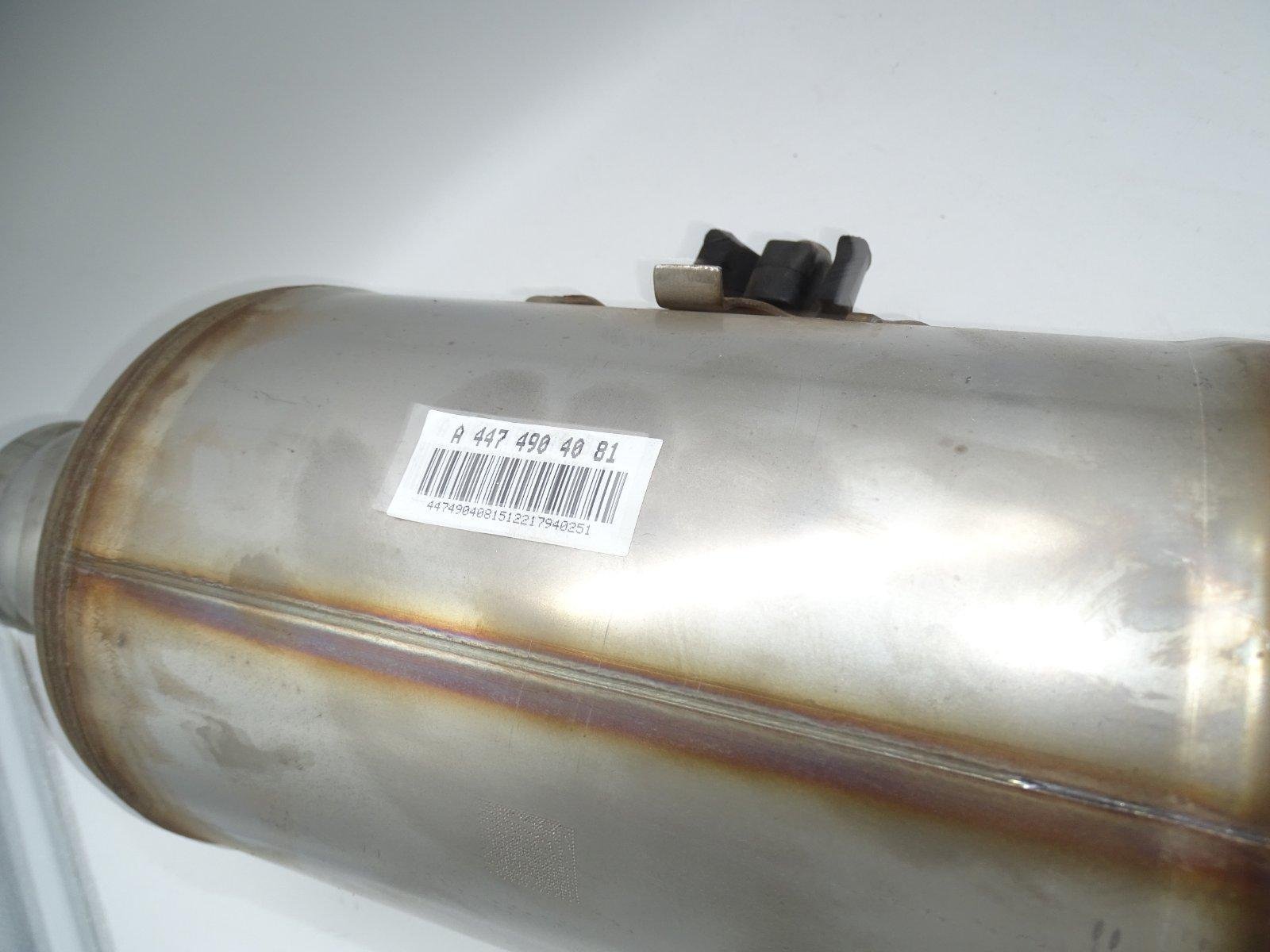 Mercedes-Benz catalytic converter - Image 4