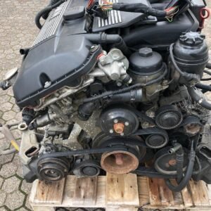 Alternative view of BMW M54B25 2.5L Engine – Complete 141kW (192 HP)