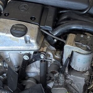 Alternative view of Used Mercedes-Benz OM604 Diesel Engine