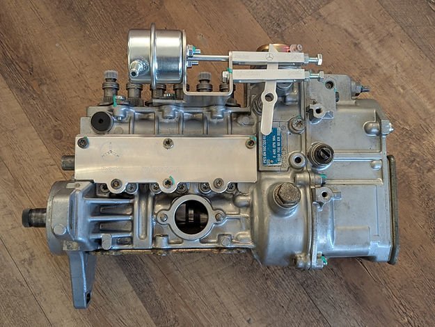 6-Cylinder Mechanical Injection Pump - Image 6