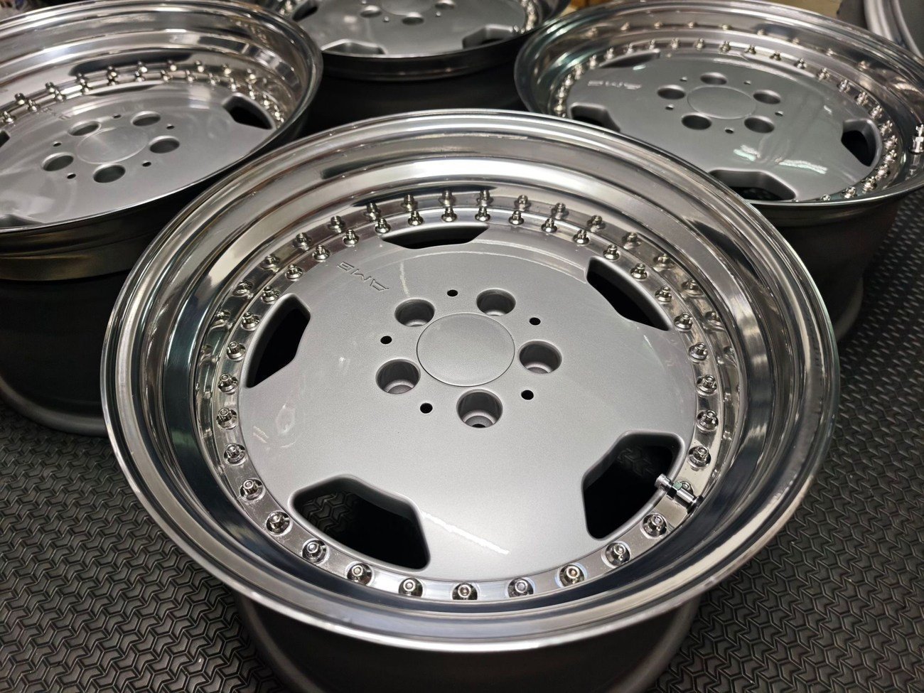 AMG Aero III Wheels - Image 9