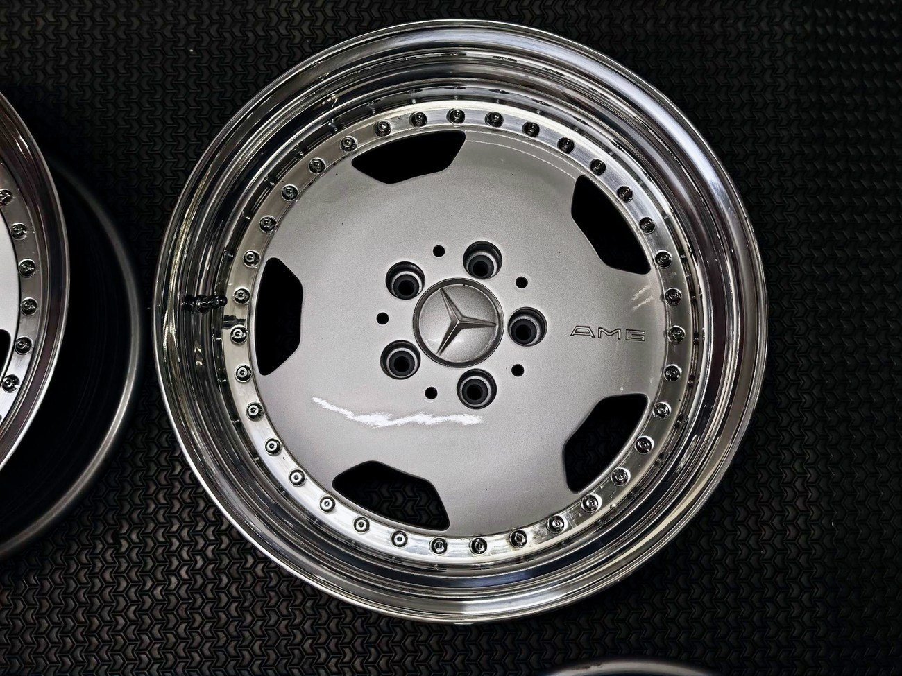 Staggered 3-Piece 17″ AMG Aero III Wheels by O.Z. Racing - Image 4