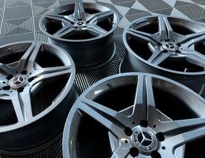 Alternative view of BRABUS Monoblock VI 18-Inch Wheels