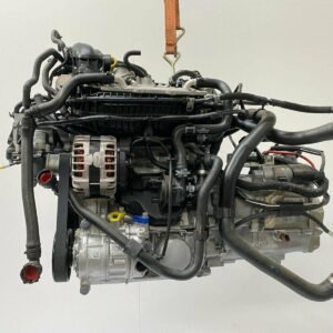 Alternative view of VW T-Roc DKR engine
