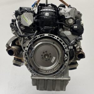 Alternative view of MERCEDES ML 63 AMG ENGINE