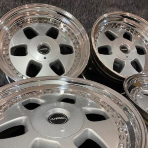 Alternative view of Genuine 18 AMG Aero I Monoblock Alloy Wheels
