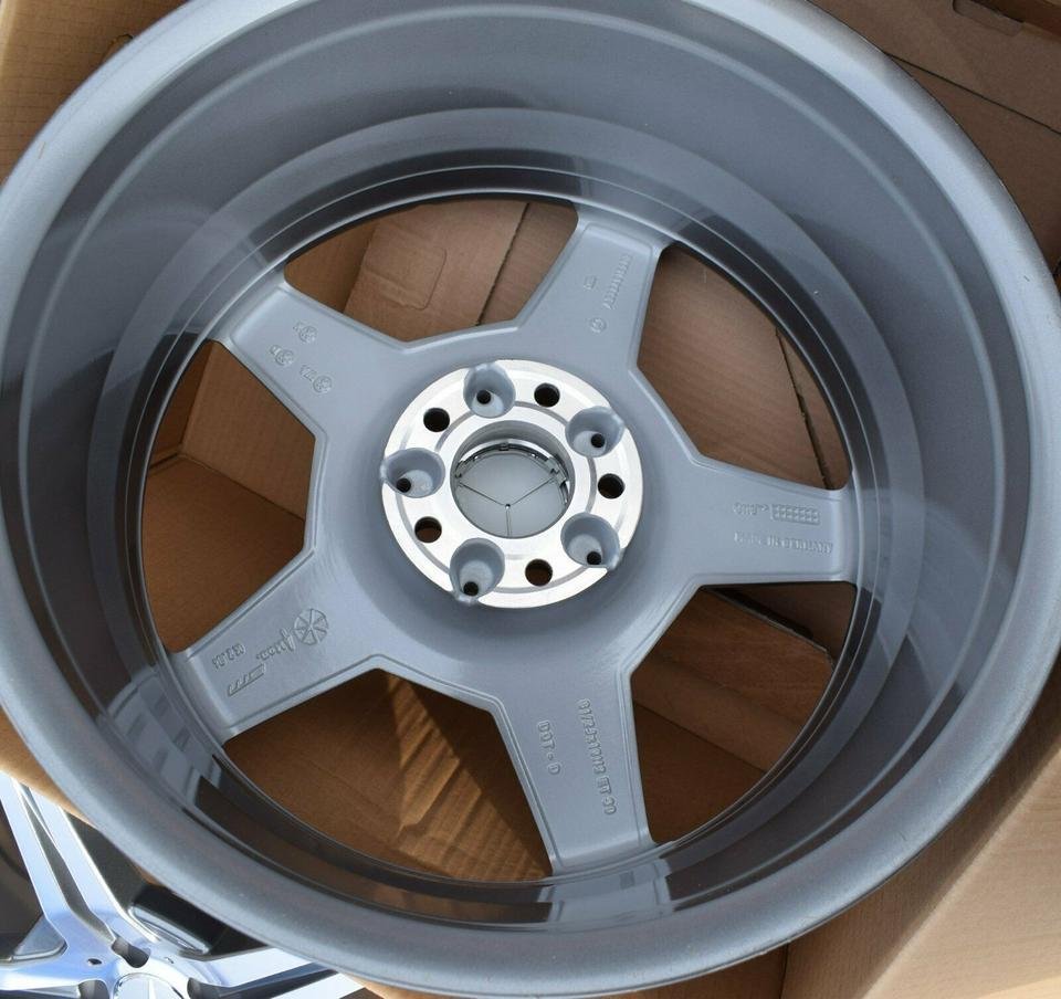 Mercedes AMG Rim Set – SL-Class R230 – OEM - Image 4