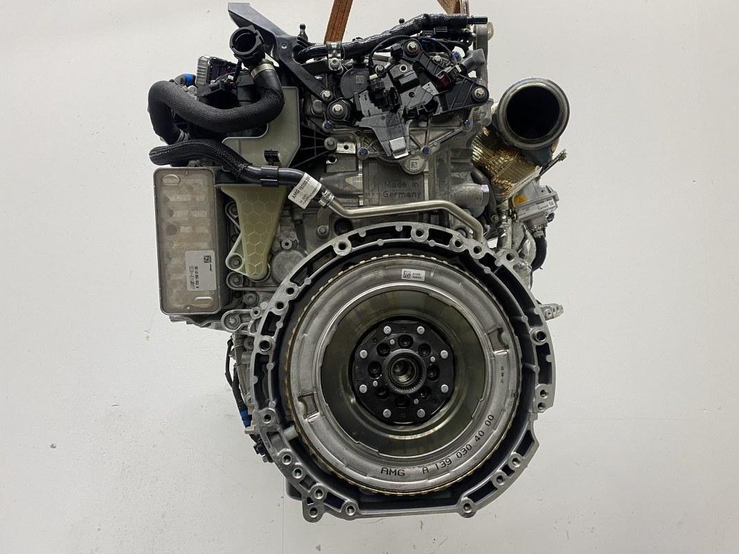 Brand-New Mercedes SL 43 AMG (F232) Engine - Image 8