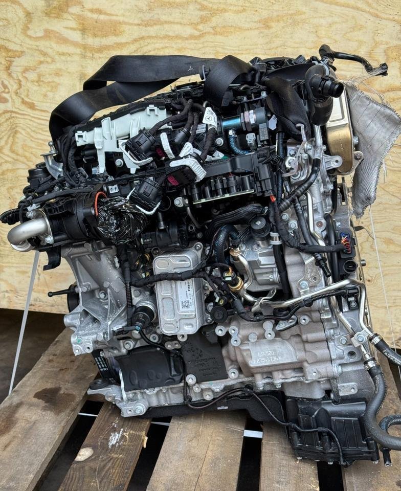 Mercedes-Benz OM 654 Diesel Engine - Image 13