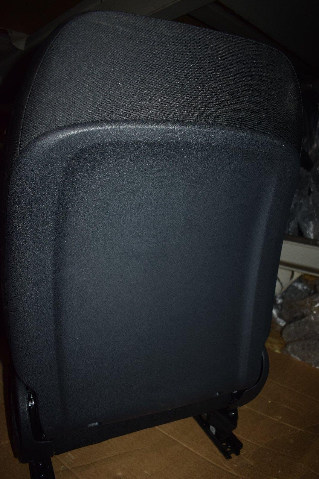 Mercedes-Benz Sprinter Seat(Left) - Image 4
