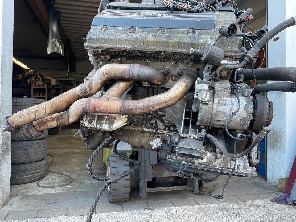 BMW V8 Engine — E39 540i / E38 740 Donor - Image 6