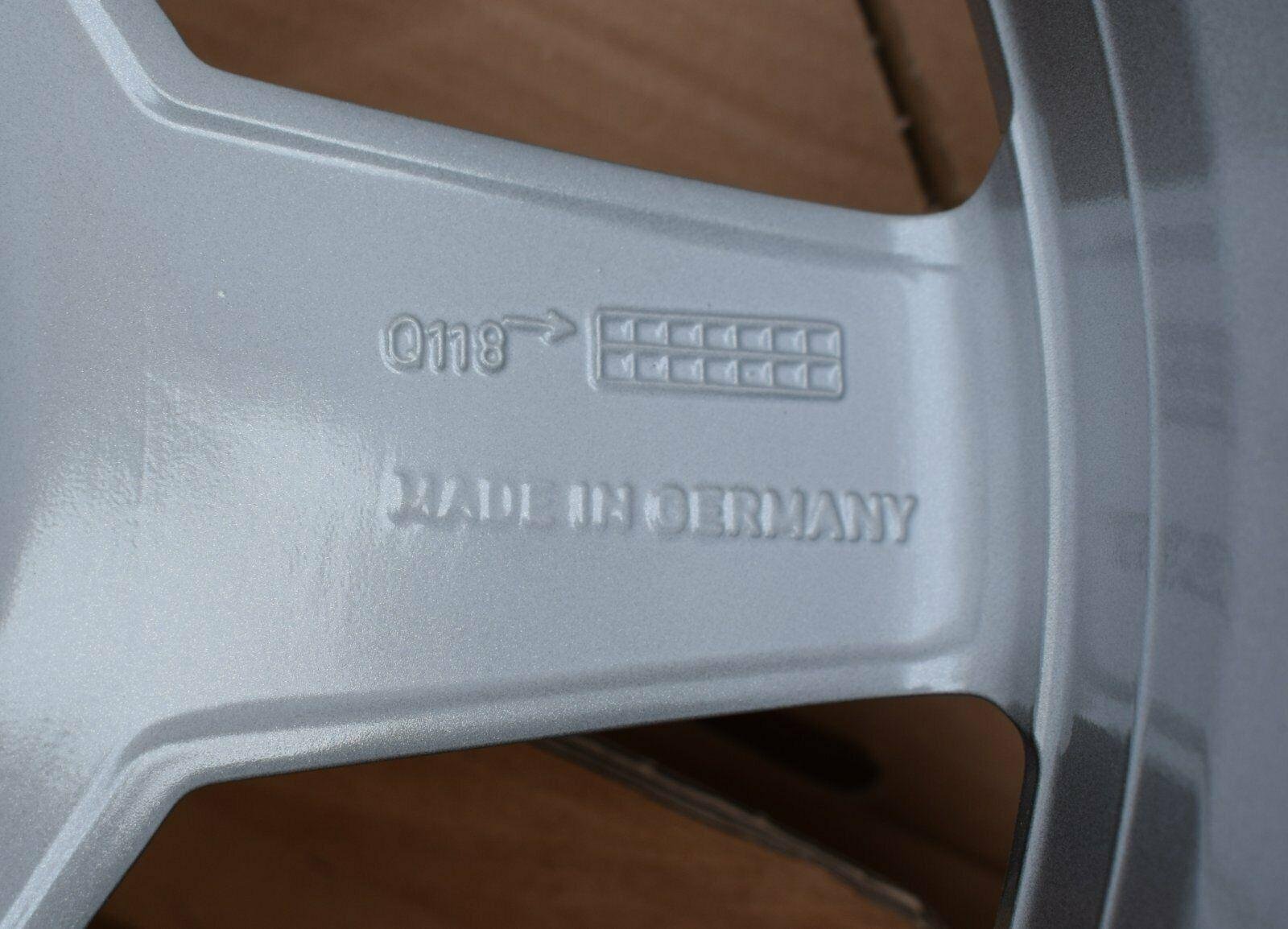 Mercedes AMG Rim Set – SL-Class R230 – OEM - Image 10