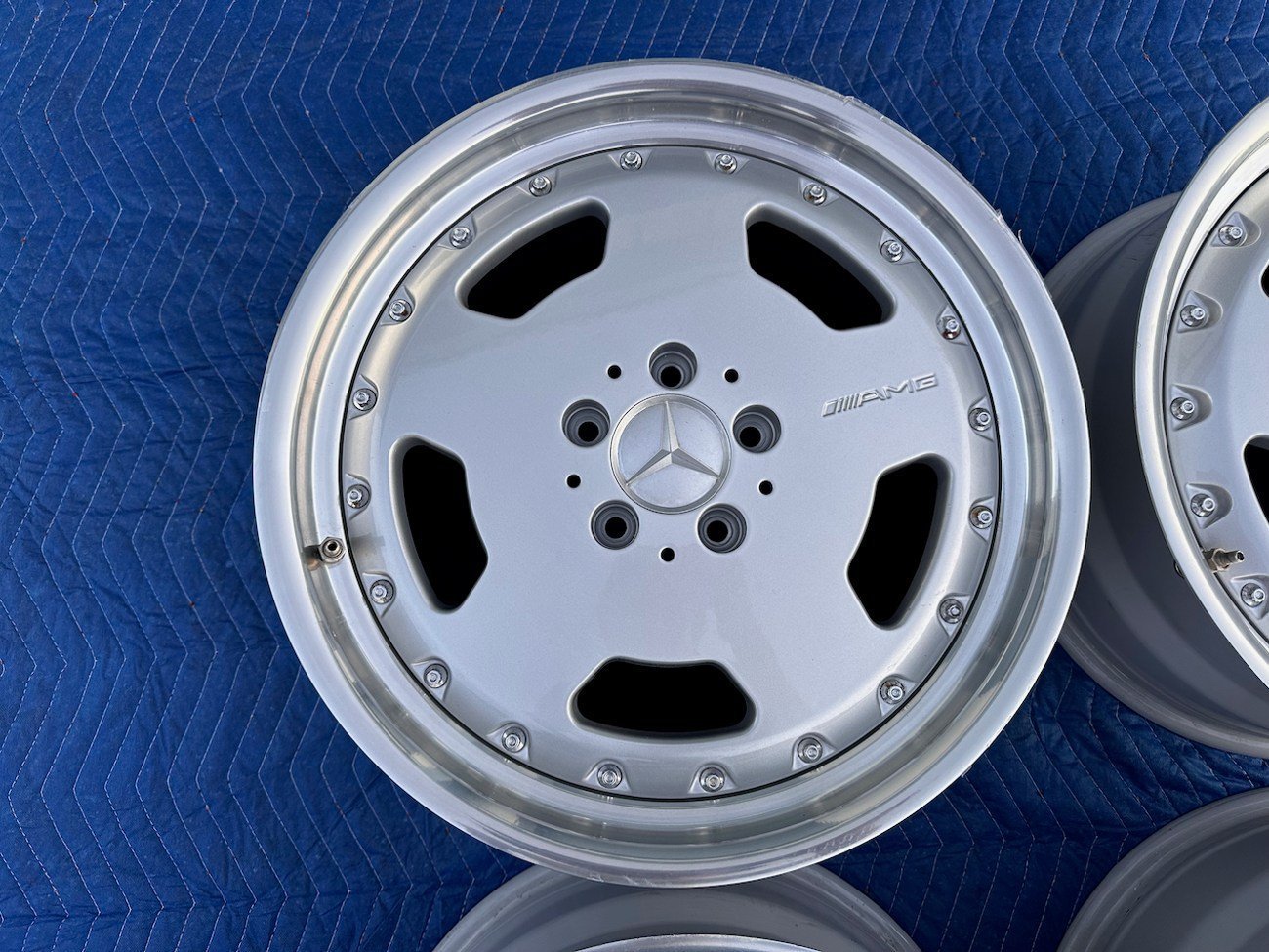 18″ 2-Piece AMG Aero II Monoblock Wheels by BBS - Image 14