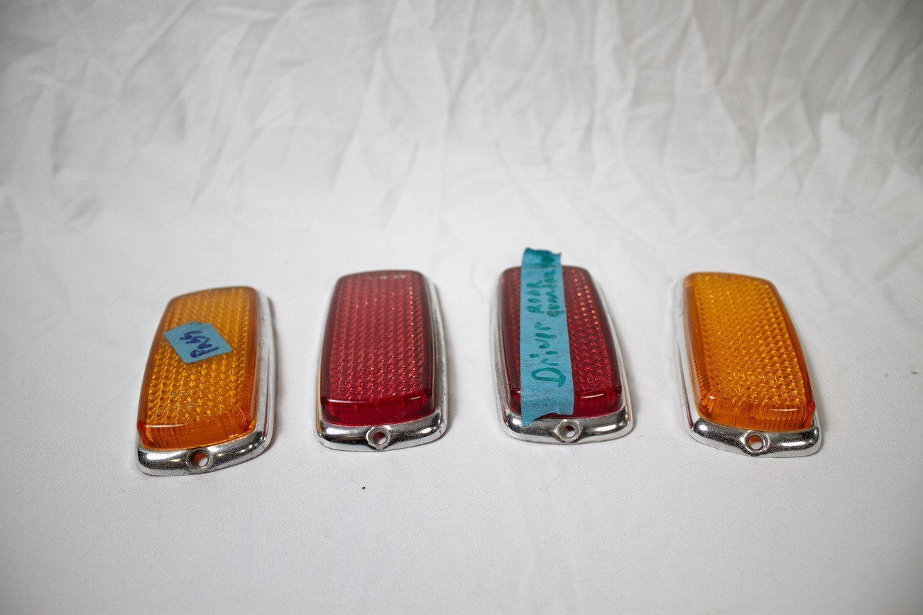 Lot of W113 Mercedes-Benz SL “Pagoda” Parts - Image 2