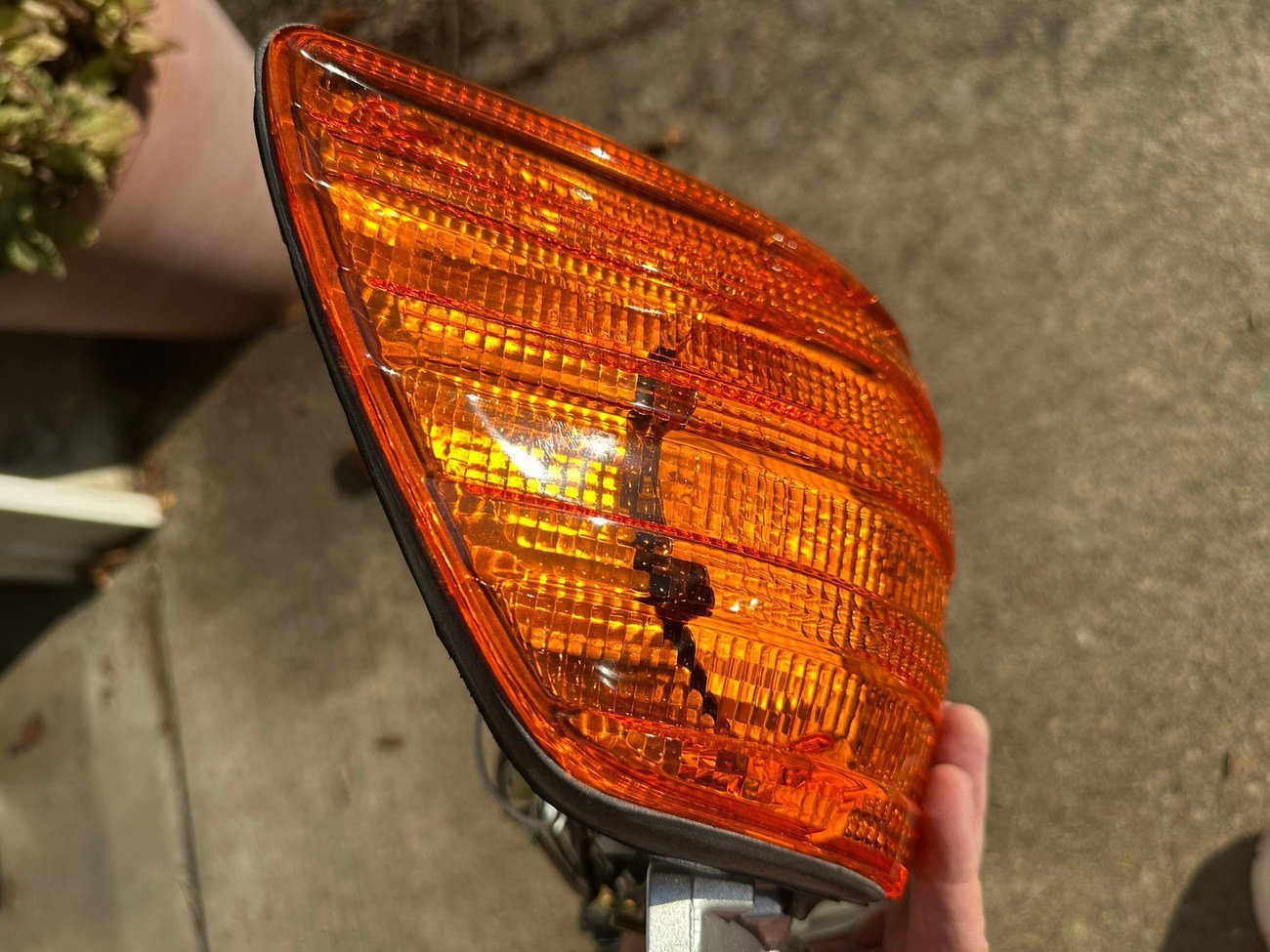 R107 European Headlamps & Corner Lamps - Image 16