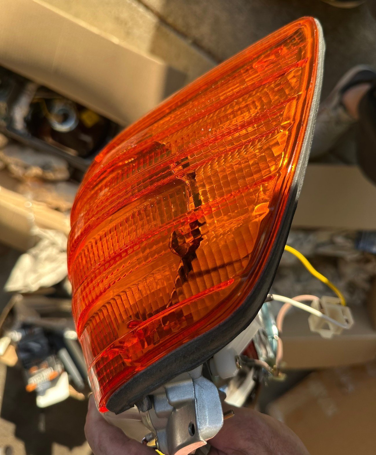 R107 European Headlamps & Corner Lamps - Image 21