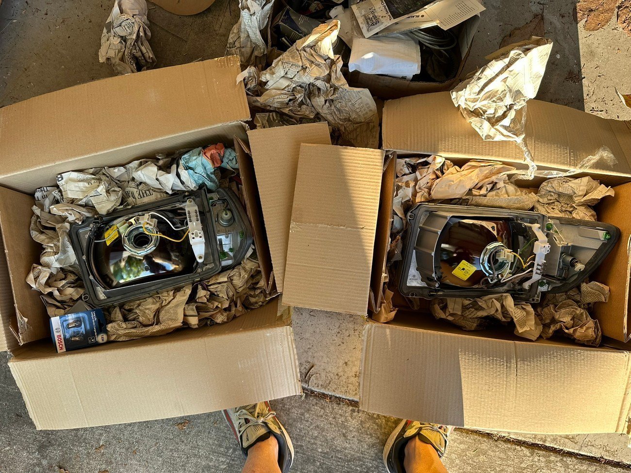 R107 European Headlamps & Corner Lamps