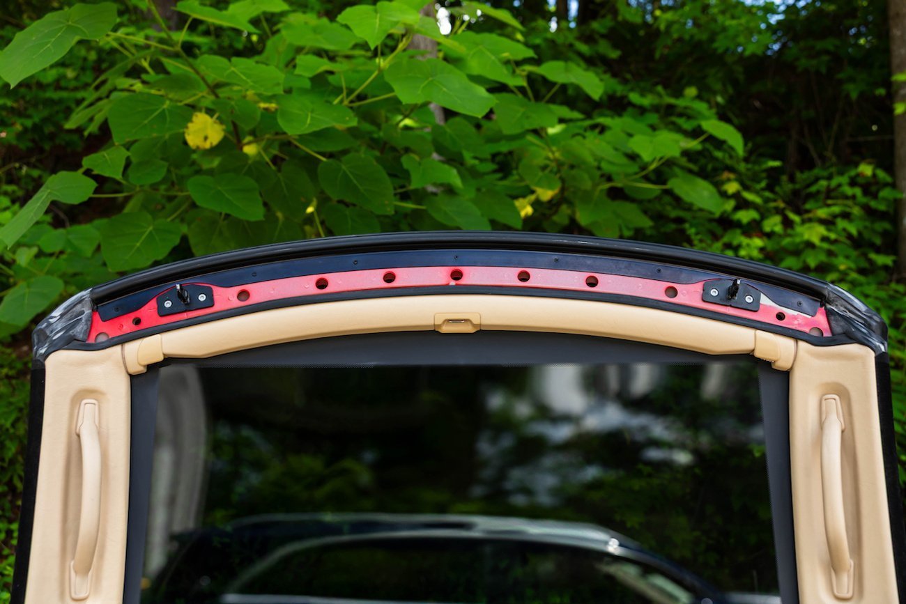 Mercedes-Benz R129 SL Glass Panoramic Hardtop - Image 12