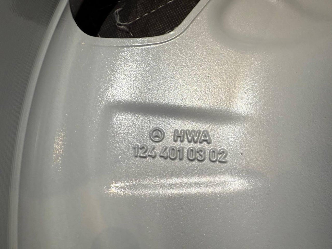 W124 17″ AMG Aero II Monoblock Wheels - Image 3