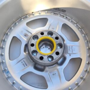 Alternative view of Staggered 2-Piece 17″ RH Alurad ZW2 Topline Wheels